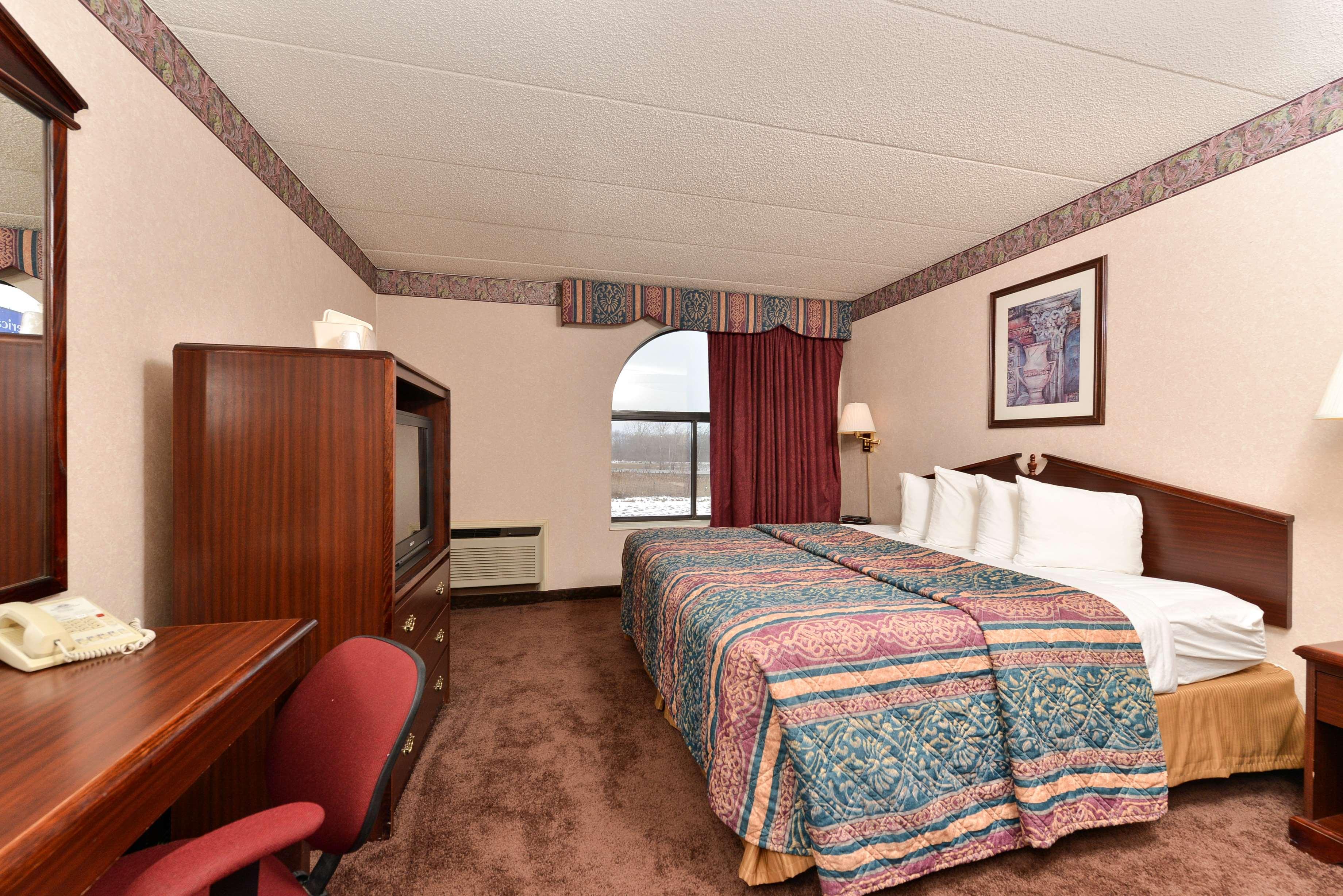Baymont By Wyndham Northwood Motel Buitenkant foto